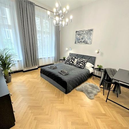 Luxury 100M2 Loft Design-Apartment At Wawel + Netflix Krakau Exterior foto
