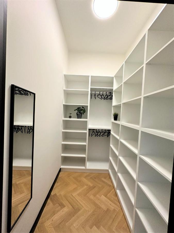 Luxury 100M2 Loft Design-Apartment At Wawel + Netflix Krakau Exterior foto